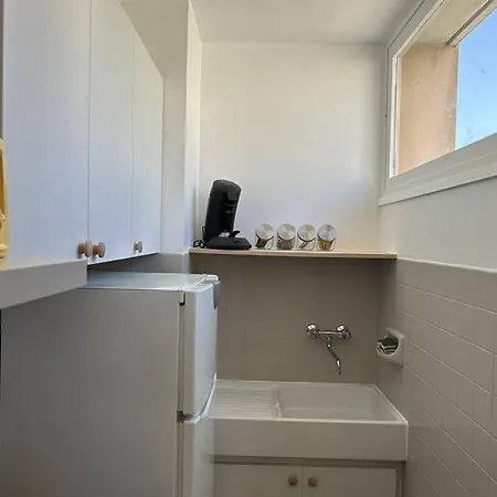 2 Pieces Au Coeur Du Lavandou, Proche - Fr-1-251-865 Apartment Le Lavandou